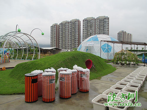 欣方圳鋼木垃圾桶，園林景區(qū)環(huán)境提升的好助手